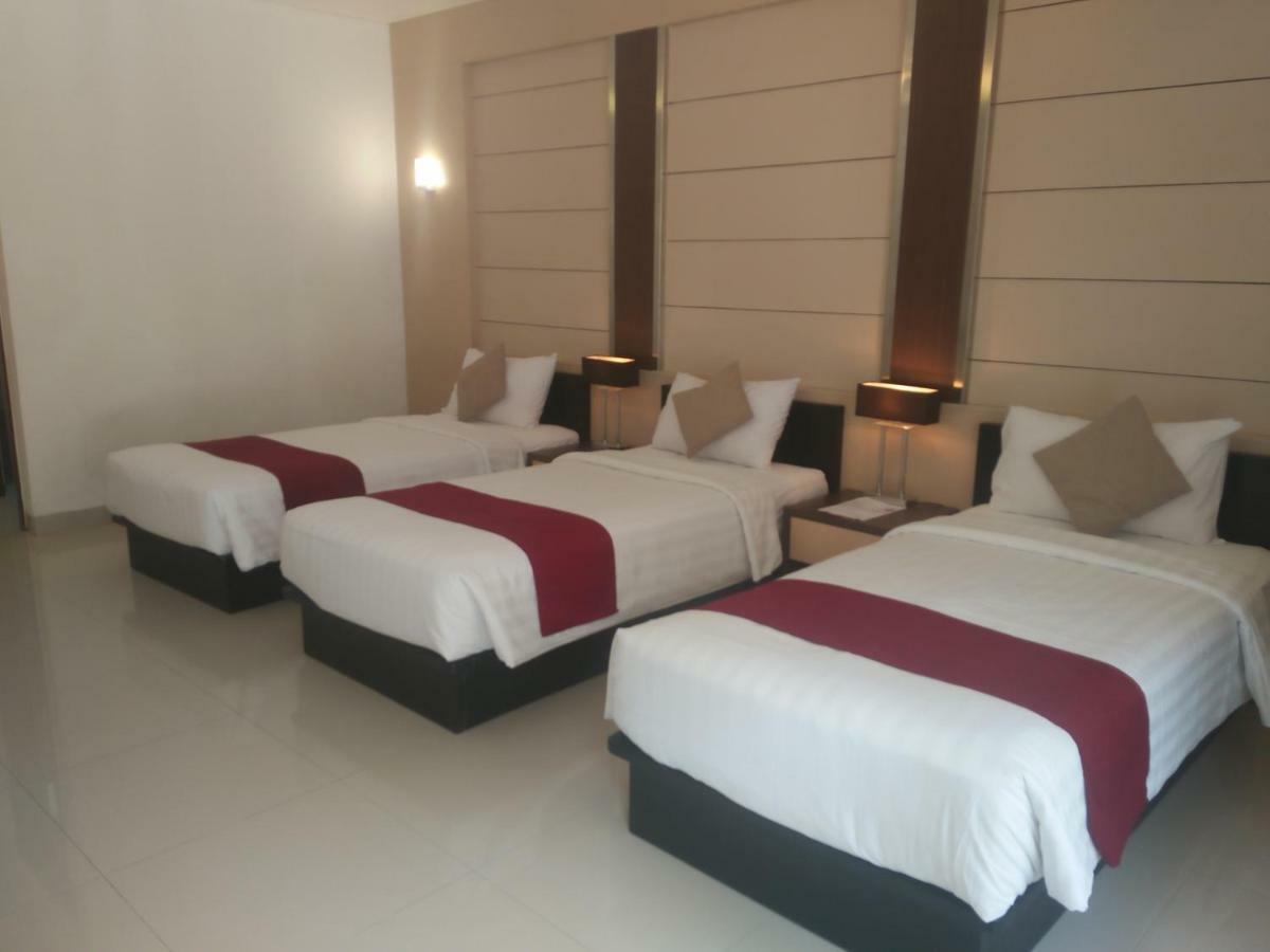 Zuri Resort Cipanas Puncak Eksteriør bilde